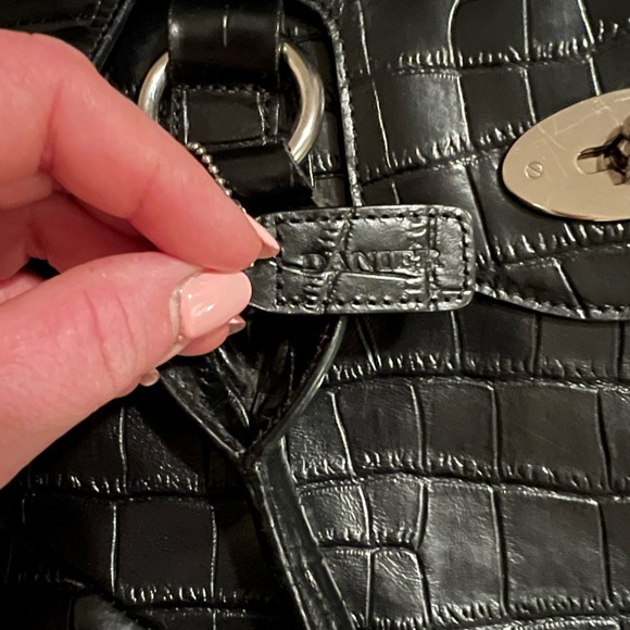 Danier crocodile leather shoulder bag - Picture 4 of 7